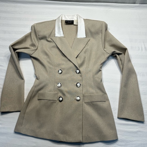 Victoria Ashley New York VTG two piece suit tan size 5/6 - Picture 3 of 14